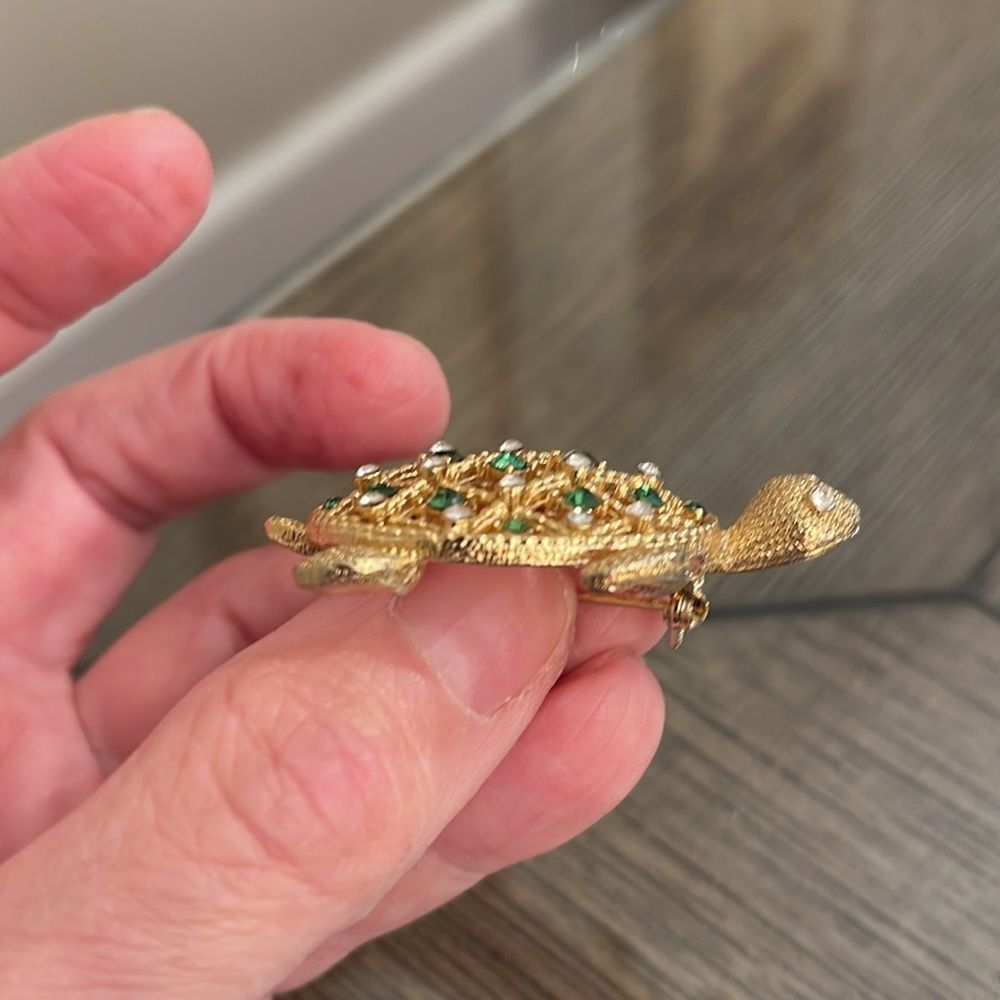 Vintage Lisner Rhinestone Turtle Pin - Picture 11 of 16